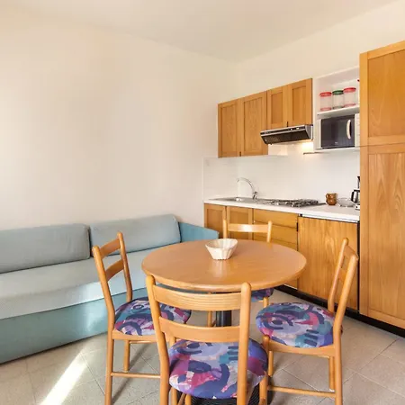 Apartmanhotel Il Cedro 4*