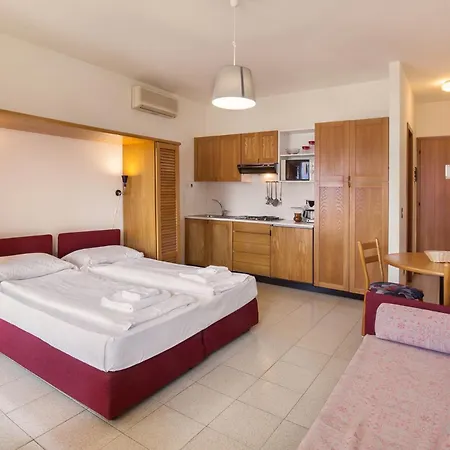 Il Cedro Aparthotel 2*